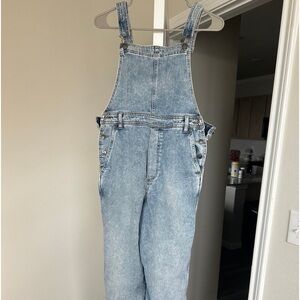 Aerie overalls size medium